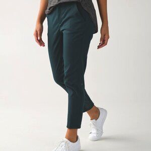 Lululemon &go City Trek Trouser | Dark Fuel (Green) | Size 2